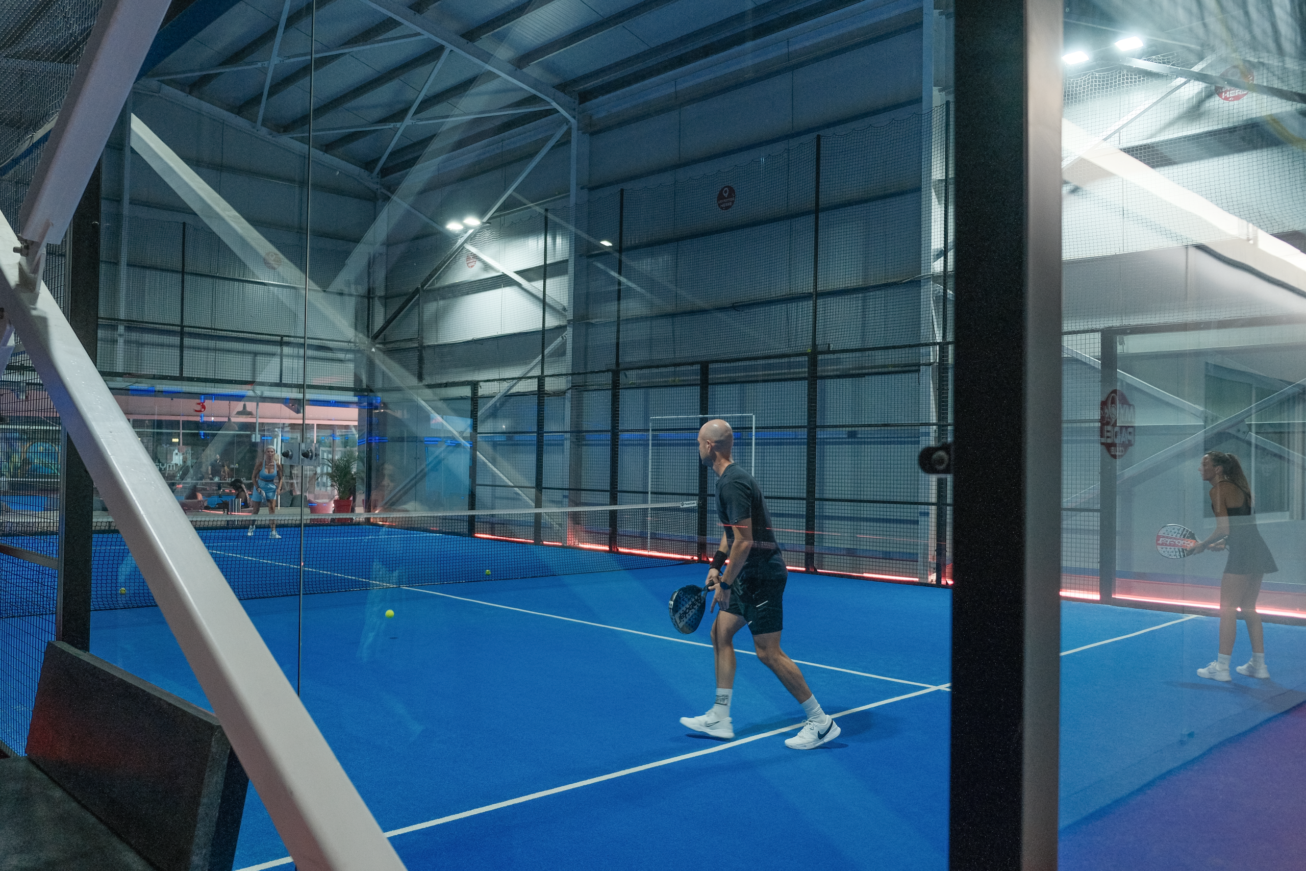 PLAY 24/7 AT OUR FULLY COVERED PADEL CLUB
